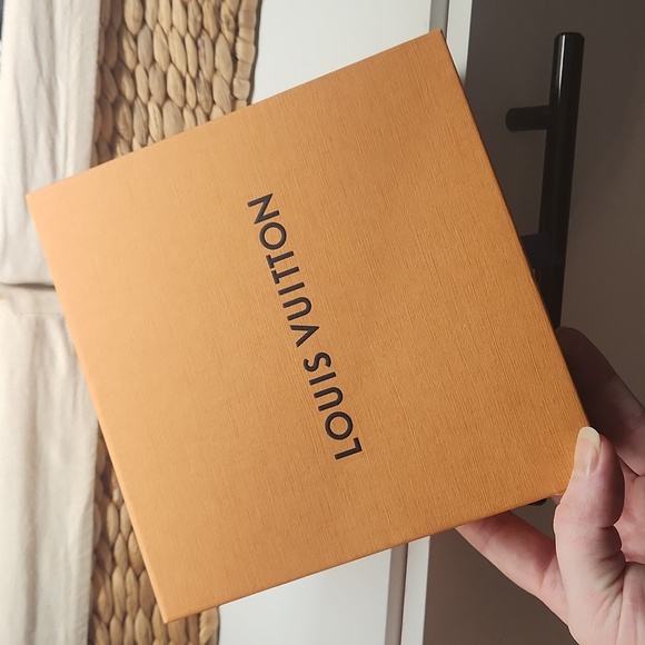 SOLD-Authentic Louis Vuitton Belt - Picture 4 of 9